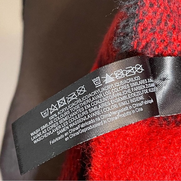 Black Red Plaid Tartan Oversized Scarf Wrap Throw Fringe Soft Blanket Cozy Fall - Picture 9 of 14